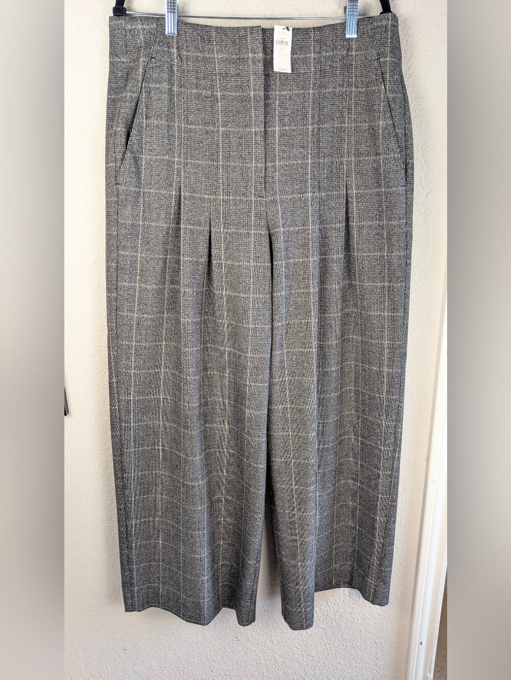 NWT Banana Republic Pleated Wide Leg Trousers Size 14 Gray Plaid Soft Office